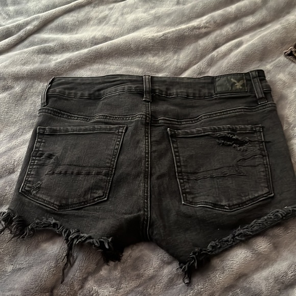 Shorts - Picture 2 of 5